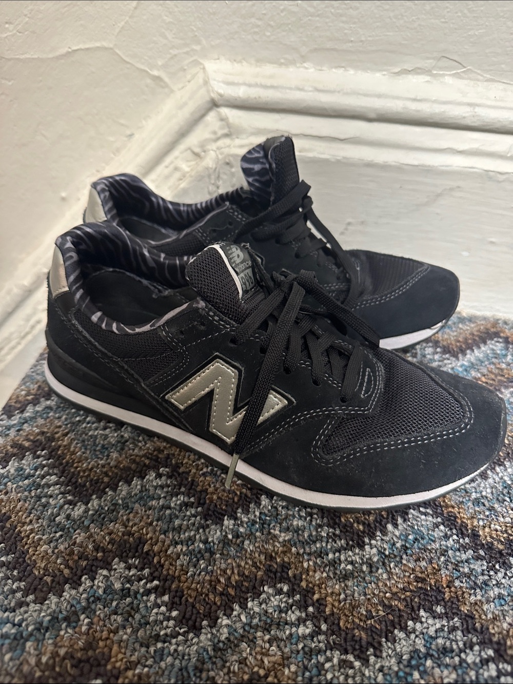 New Balance Black and Gray Men's Low-Top Sneakers